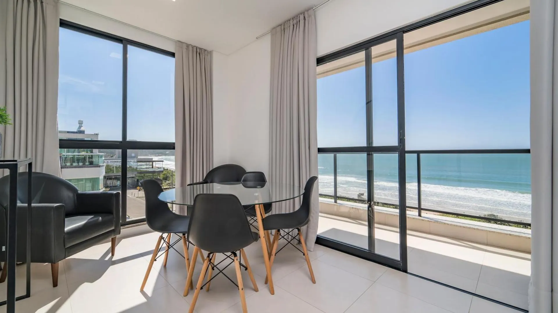 Hy Apart Hotel Bombinhas 0*,  Brasilien