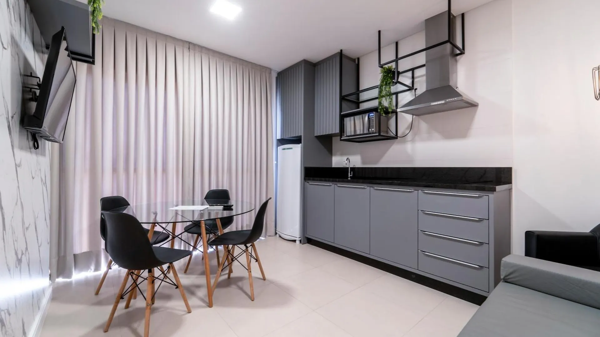 Hy Apart Hotel Bombinhas 0*,